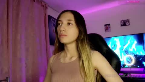 Tiffany Bela online show from March 16, 12:17 am