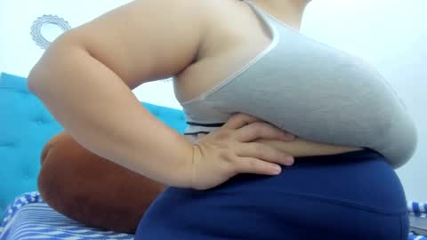 Snapshot of tiffany_hot19_ chatting on October 6, 1:14 am tiffany online show from October 6, 1:14 am