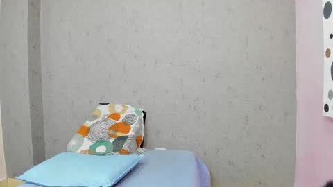 tiffany_mendez online show from November 11, 12:05 pm