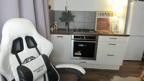  Tiffany  online show from January 16, 5:42 am