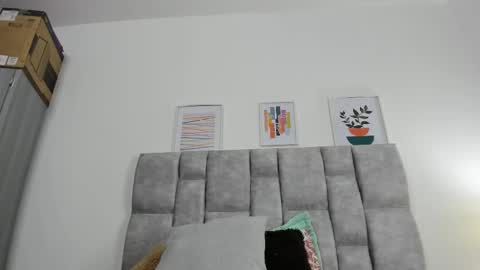 Snapshot of tiffanyfox_1 chatting on September 17, 7:43 am Tifanny Fox online show from September 17, 7:43 am