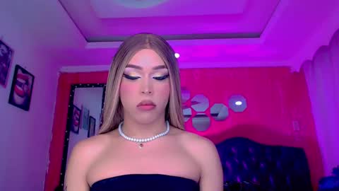 tiffanymackensyy69 online show from April 25, 2:25 am