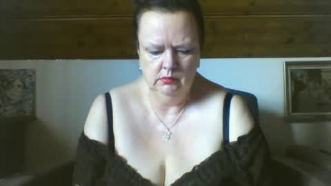 TiffanyMature online show from March 20, 9:14 am