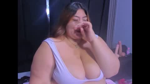 TiffanyMonrow online show from May 5, 1:30 pm