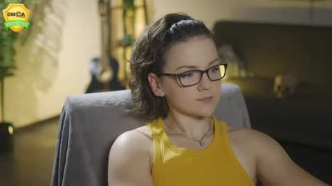 tiffanyriox online show from July 10, 1:54 am