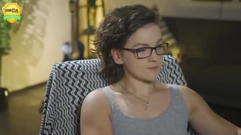 tiffanyriox online show from August 4, 1:42 am