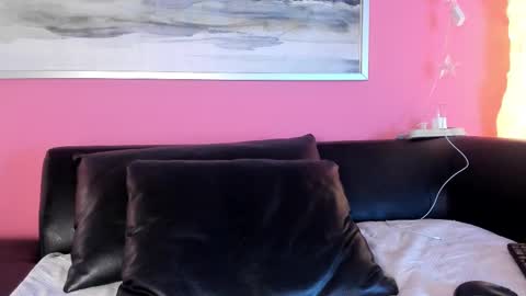 Stefany Suarez online show from October 8, 8:39 pm