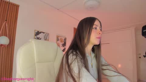 Tiffany online show from January 25, 1:30 pm