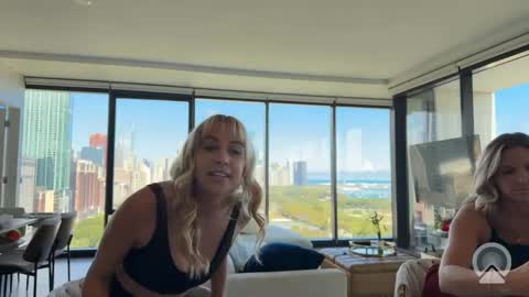 Tiffstreatsxoxo online show from September 25, 5:27 pm