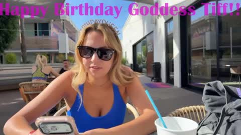 Tiffstreatsxoxo online show from April 22, 3:46 pm