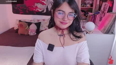 Snapshot of tigerlily__1 chatting on May 21, 2:13 pm Lilith online show from May 21, 2:13 pm