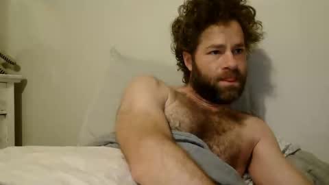 Snapshot of tigerzaddy chatting on February 17, 12:23 pm tigerzaddy online show from February 17, 12:23 pm