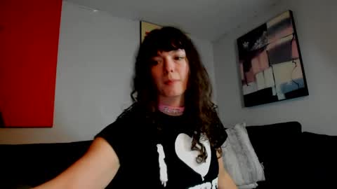 Snapshot of tiggerrosey chatting on September 25, 4:16 am All my Links online show from September 25, 4:16 am