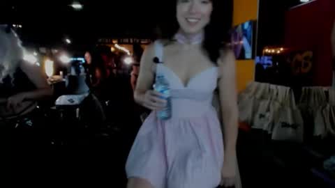 Snapshot of tiggerrosey chatting on November 8, 12:33 am All my Links online show from November 8, 12:33 am