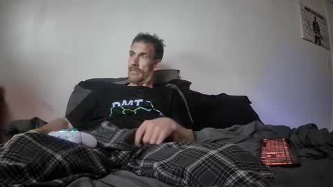 Tiggity23 come stroke my 9 cock with ne online show from June 2, 3:52 am