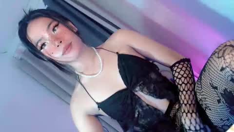 tight_elliana online show from September 23, 10:40 am