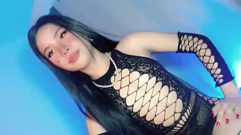 tight_elliana online show from October 25, 9:42 pm