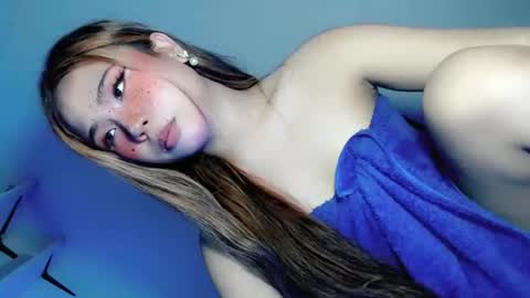 tight_elliana online show from March 28, 9:47 pm