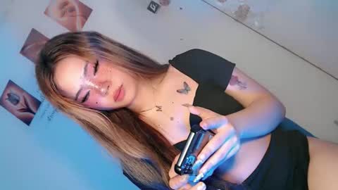 tight_elliana online show from April 29, 5:41 pm