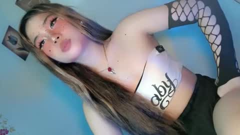 Snapshot of tight_elliana chatting on May 12, 6:05 pm tight_elliana online show from May 12, 6:05 pm