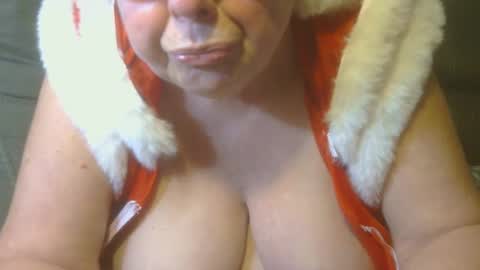 Snapshot of tight_kitty55 chatting on December 8, 2:39 am tight Kitty55 online show from December 8, 2:39 am