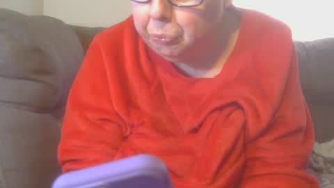 Snapshot of tight_kitty55 chatting on January 17, 8:22 pm tight Kitty55 online show from January 17, 8:22 pm