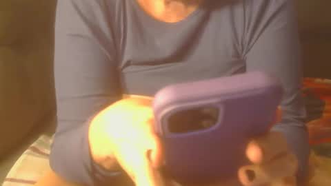 Snapshot of tight_kitty55 chatting on October 7, 6:16 pm tight Kitty55 online show from October 7, 6:16 pm