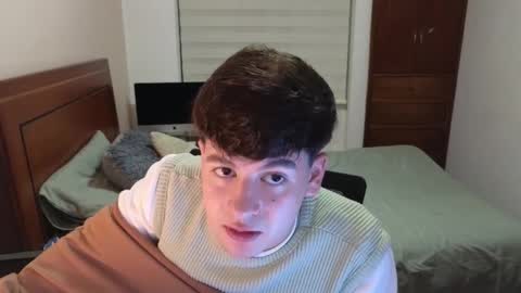 Camilo online show from October 21, 1:28 am