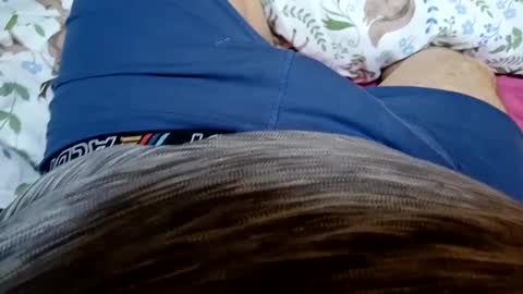 Snapshot of tightsmanuk91 chatting on January 23, 11:26 am Tightsmaleuk.pantyhosehairymale online show from January 23, 11:26 am