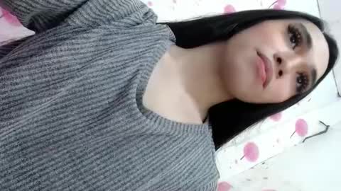 Snapshot of tijanafox chatting on December 22, 9:00 am Tijana online show from December 22, 9:00 am