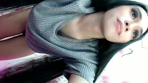 Snapshot of tijanafox chatting on December 29, 8:22 am Tijana online show from December 29, 8:22 am