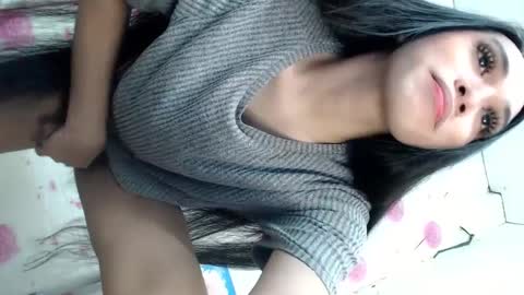 Snapshot of tijanafox chatting on January 12, 4:42 am Tijana online show from January 12, 4:42 am