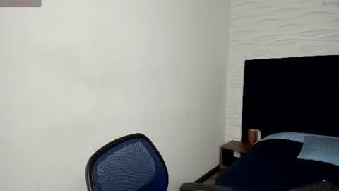 Snapshot of tim__fox chatting on June 30, 12:06 pm Tim Fox online show from June 30, 12:06 pm