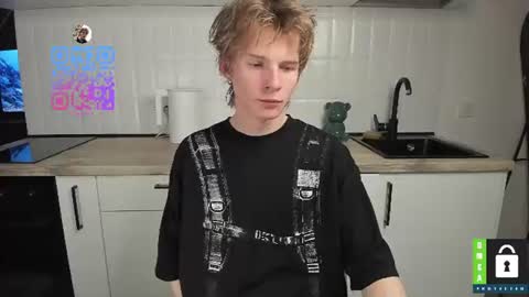 Snapshot of tim_milll chatting on July 9, 7:29 pm Tim online show from July 9, 7:29 pm