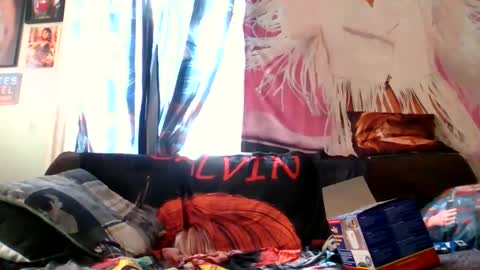 timbits8611721883 online show from December 16, 6:13 pm