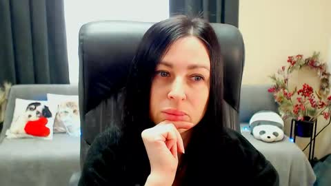 Luisa online show from April 30, 7:58 am