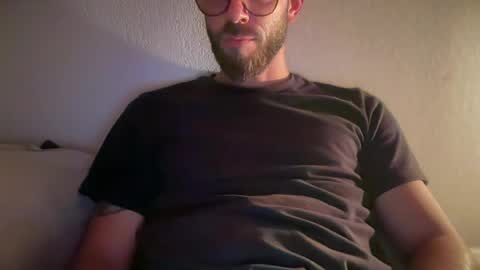 Snapshot of timeshift22 chatting on August 9, 2:46 am timeshift22 online show from August 9, 2:46 am