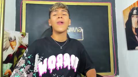 Snapshot of timmy_king777 chatting on December 1, 9:42 pm Timmy King -. online show from December 1, 9:42 pm