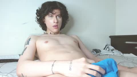 Snapshot of timmyhotmilk chatting on March 4, 2:42 pm timmy independent model help me reach 50 thumbs up pls online show from March 4, 2:42 pm