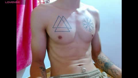 timmyturner14 online show from April 5, 2:25 pm