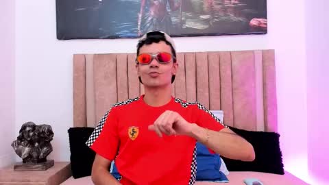 Snapshot of timothe_evans chatting on November 12, 7:57 pm Evans online show from November 12, 7:57 pm