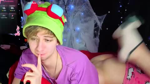 Snapshot of timothy_fox chatting on November 19, 7:03 pm Timothy Fox online show from November 19, 7:03 pm