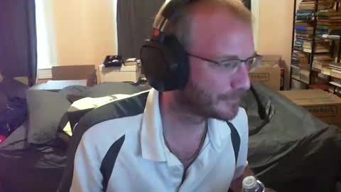 Snapshot of timtimmyyyy chatting on November 18, 8:02 pm timtimmyyyy online show from November 18, 8:02 pm