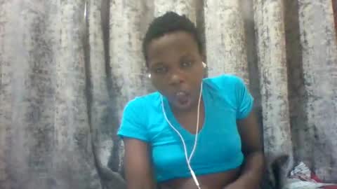 Snapshot of tina2030_1 chatting on June 1, 6:15 am tee online show from June 1, 6:15 am
