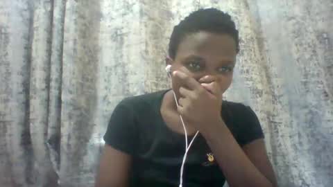 Snapshot of tina2030_1 chatting on June 6, 5:34 am tee online show from June 6, 5:34 am