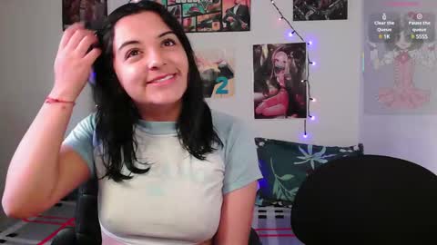 Snapshot of tina_n_charlie chatting on January 20, 11:56 am Tina N Charlie online show from January 20, 11:56 am