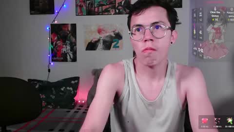 Snapshot of tina_n_charlie chatting on January 21, 11:35 am Tina N Charlie online show from January 21, 11:35 am