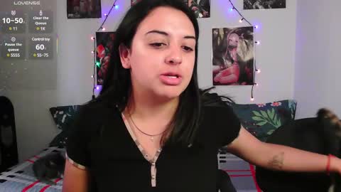 Snapshot of tina_n_charlie chatting on January 24, 3:02 pm Tina N Charlie online show from January 24, 3:02 pm