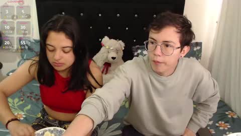 Snapshot of tina_n_charlie chatting on February 26, 12:36 pm Tina N Charlie online show from February 26, 12:36 pm