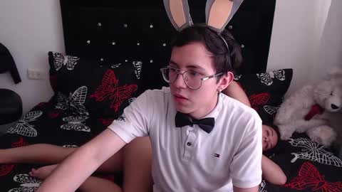 Snapshot of tina_n_charlie chatting on March 3, 6:01 pm Tina N Charlie online show from March 3, 6:01 pm